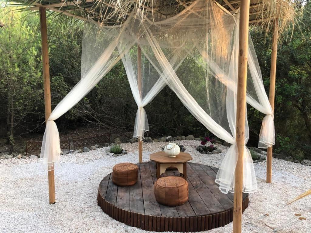 Vinsan Glamping & Wellness Centre Hotel Eleousa Buitenkant foto