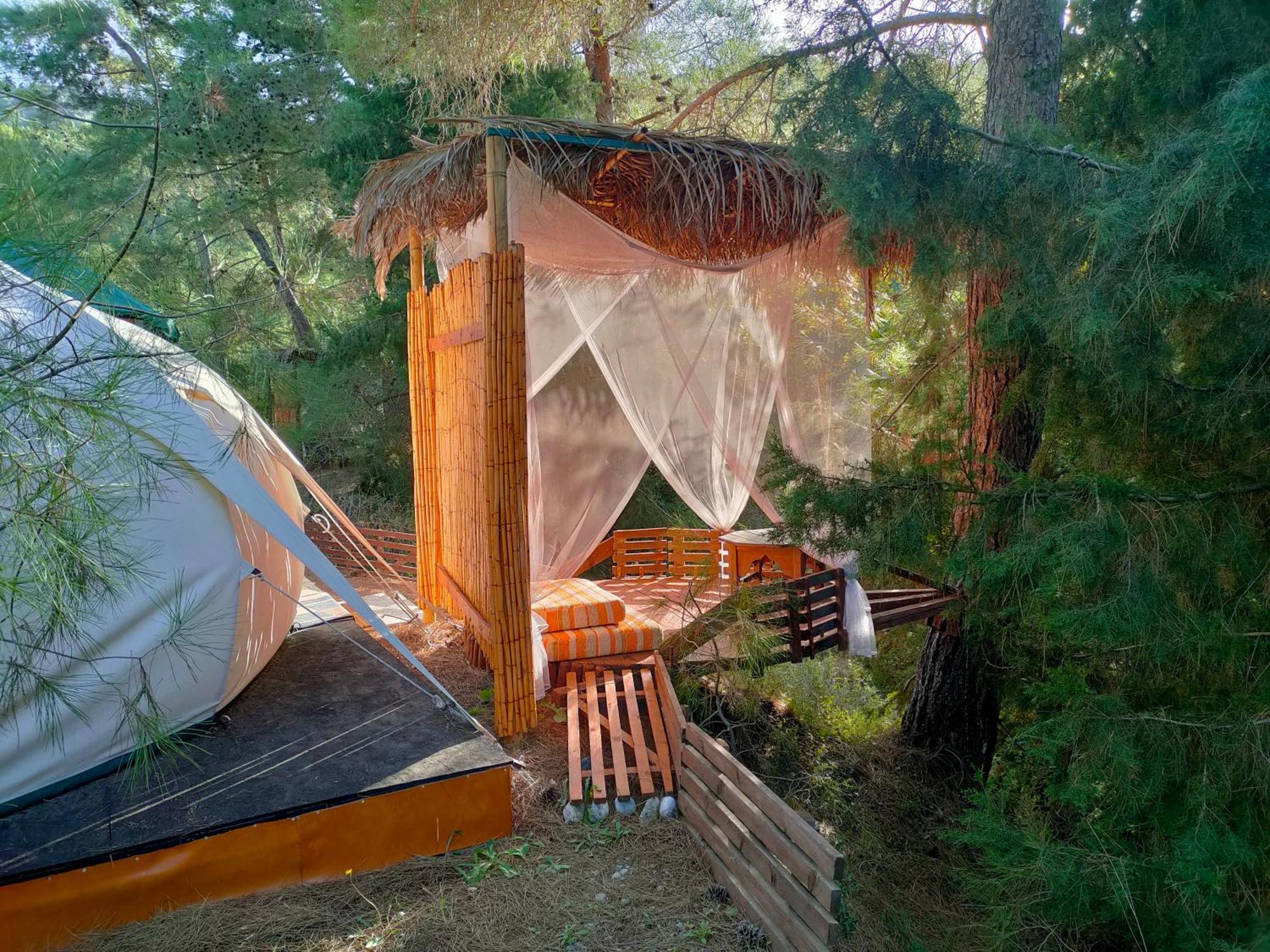Vinsan Glamping & Wellness Centre Hotel Eleousa Buitenkant foto