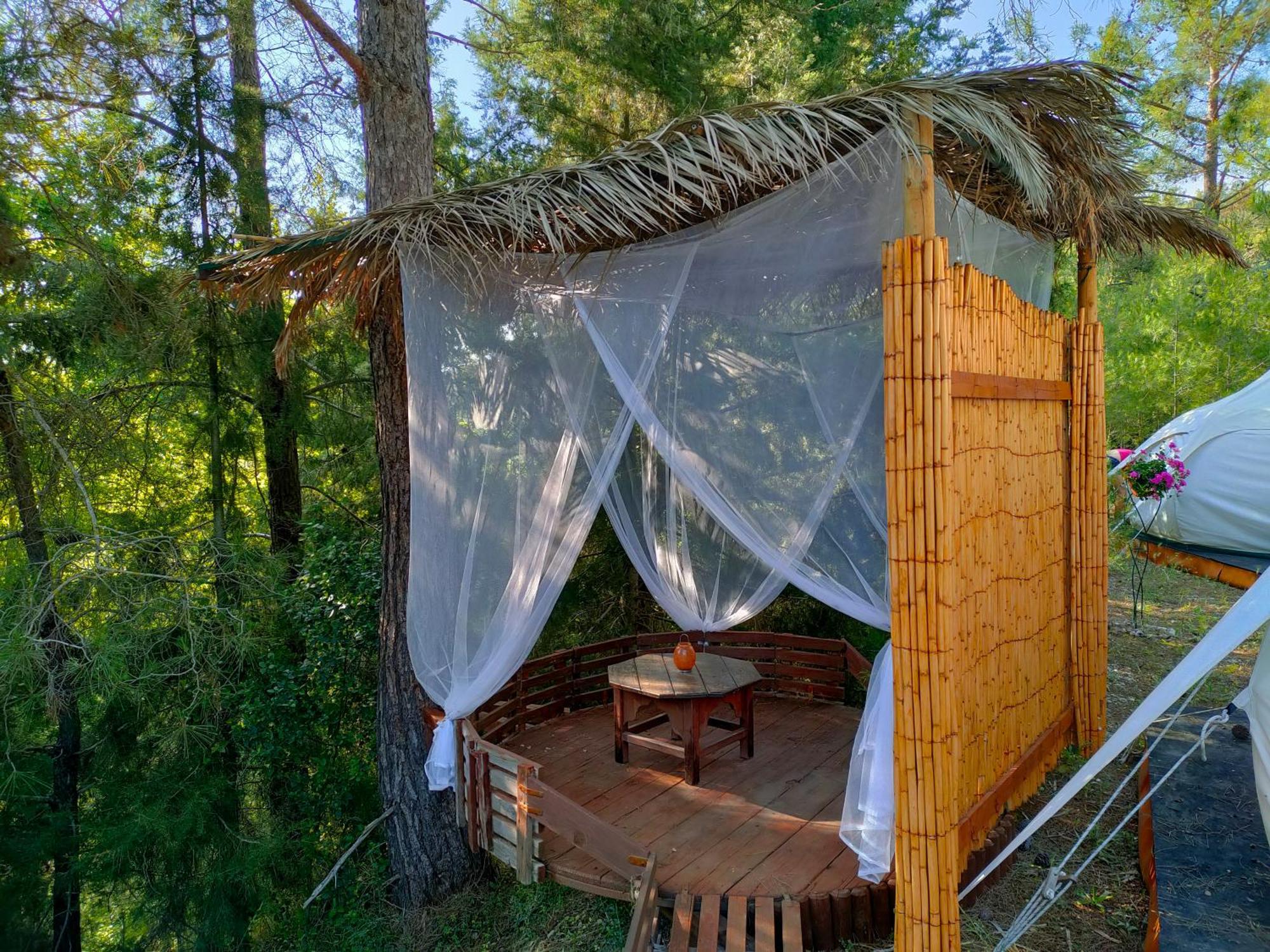 Vinsan Glamping & Wellness Centre Hotel Eleousa Buitenkant foto